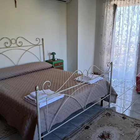 Borgo Montaner Tatil Evi Montefelcino